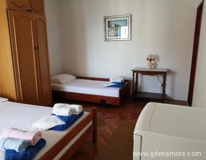 Smeštaj Vujović Herceg Novi, privatni smeštaj u mestu Herceg Novi, Crna Gora - Soba br.12